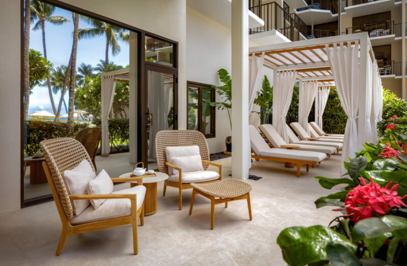 HalekulaniSpa lanai
