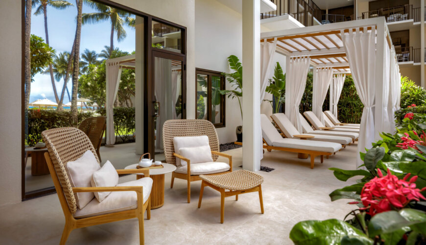 HalekulaniSpa lanai